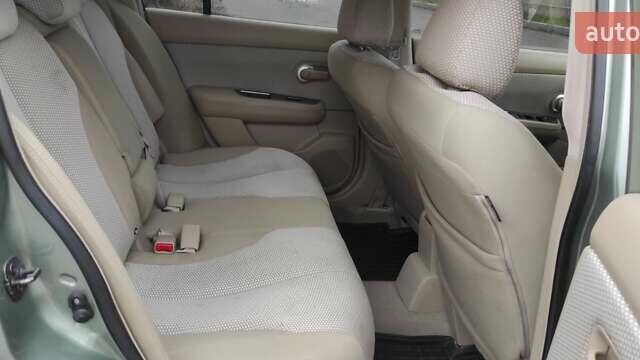 Зеленый Ниссан Тиида, объемом двигателя 1.6 л и пробегом 167 тыс. км за 7199 $, фото 16 на Automoto.ua