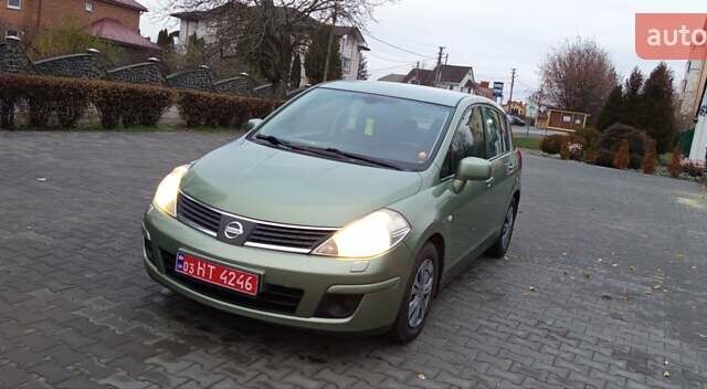 Зеленый Ниссан Тиида, объемом двигателя 1.6 л и пробегом 113 тыс. км за 7200 $, фото 4 на Automoto.ua