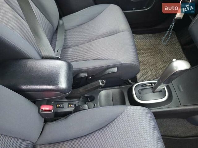 Зеленый Ниссан Тиида, объемом двигателя 1.6 л и пробегом 113 тыс. км за 7200 $, фото 15 на Automoto.ua