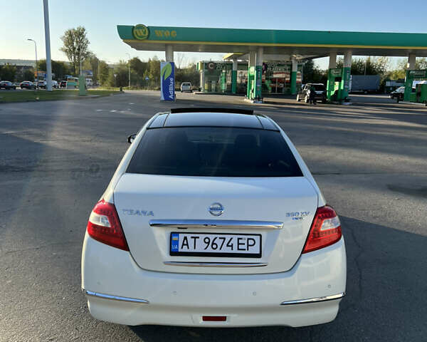 Ниссан Теана 2008 в Ивано-Франковске на Automoto.ua Белый Ниссан Теана, объемом двигателя 3.5 л и пробегом 220 тыс. км за 7300 $, фото 9 на Automoto.ua