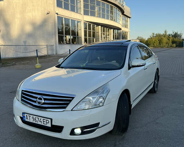 Ниссан Теана 2008 в Ивано-Франковске на Automoto.ua Белый Ниссан Теана, объемом двигателя 3.5 л и пробегом 220 тыс. км за 7300 $, фото 64 на Automoto.ua