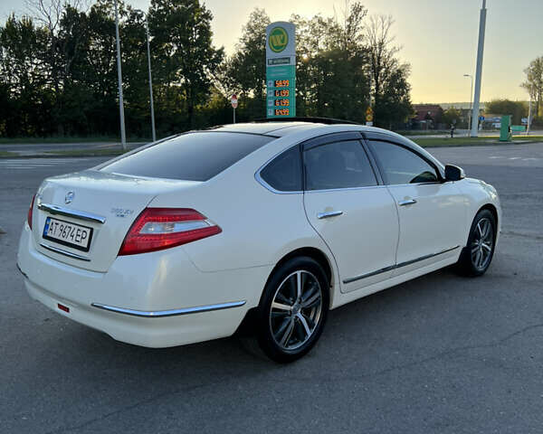 Ниссан Теана 2008 в Ивано-Франковске на Automoto.ua Белый Ниссан Теана, объемом двигателя 3.5 л и пробегом 220 тыс. км за 7300 $, фото 59 на Automoto.ua