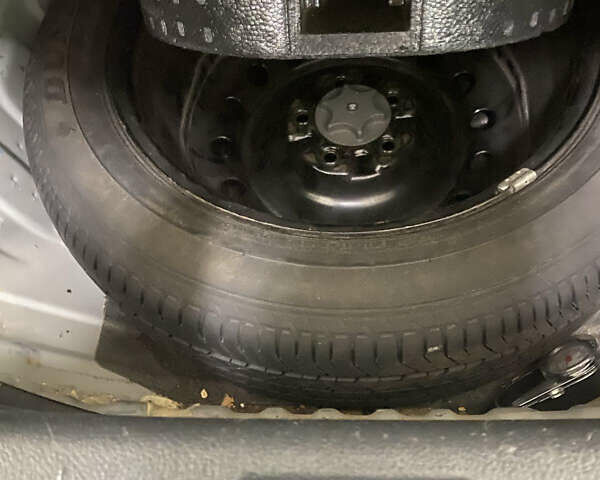 Белый Ниссан Теана, объемом двигателя 3.5 л и пробегом 263 тыс. км за 8000 $, фото 28 на Automoto.ua