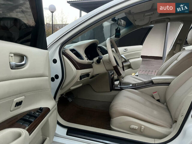 Ниссан Теана 2008 в Каменце-Подольском на Automoto.ua Белый Ниссан Теана, объемом двигателя 3.5 л и пробегом 190 тыс. км за 7999 $, фото 41 на Automoto.ua