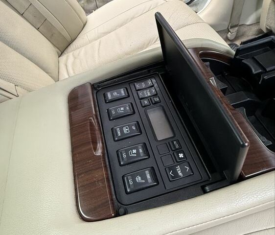 Білий Ніссан Теана, об'ємом двигуна 3.5 л та пробігом 210 тис. км за 7900 $, фото 13 на Automoto.ua