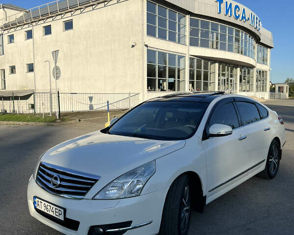 Ниссан Теана 2008 в Ивано-Франковске на Automoto.ua Белый Ниссан Теана, объемом двигателя 3.5 л и пробегом 220 тыс. км за 7300 $, фото 20 на Automoto.ua