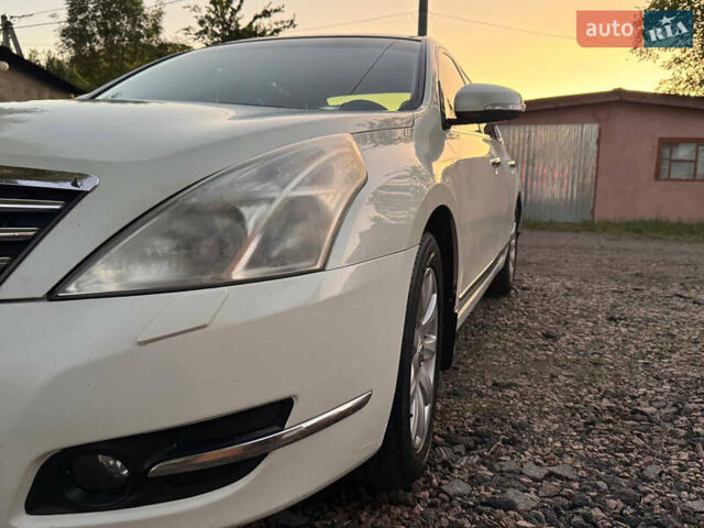 Білий Ніссан Теана, об'ємом двигуна 3.5 л та пробігом 272 тис. км за 8200 $, фото 8 на Automoto.ua