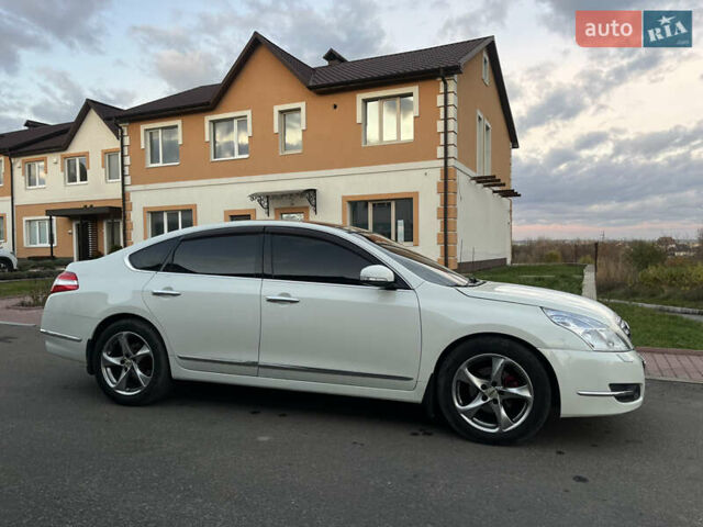 Ниссан Теана 2008 в Каменце-Подольском на Automoto.ua Белый Ниссан Теана, объемом двигателя 3.5 л и пробегом 190 тыс. км за 7999 $, фото 21 на Automoto.ua
