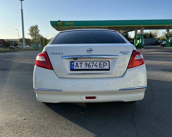 Ниссан Теана 2008 в Ивано-Франковске на Automoto.ua Белый Ниссан Теана, объемом двигателя 3.5 л и пробегом 220 тыс. км за 7300 $, фото 10 на Automoto.ua