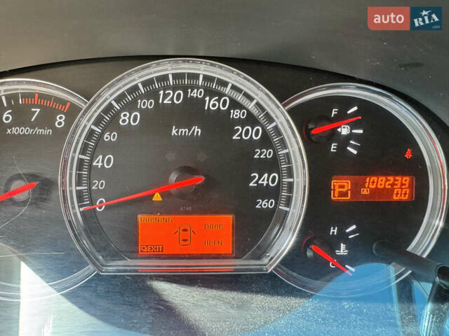 Білий Ніссан Теана, об'ємом двигуна 2.5 л та пробігом 108 тис. км за 9800 $, фото 13 на Automoto.ua