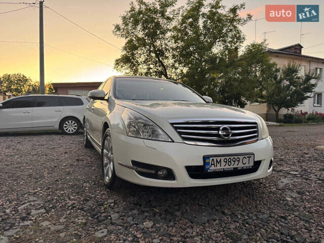 Білий Ніссан Теана, об'ємом двигуна 3.5 л та пробігом 272 тис. км за 8200 $, фото 17 на Automoto.ua