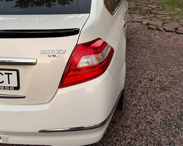 Білий Ніссан Теана, об'ємом двигуна 3.5 л та пробігом 272 тис. км за 8200 $, фото 2 на Automoto.ua