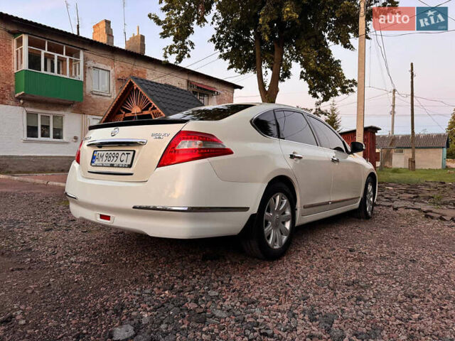 Білий Ніссан Теана, об'ємом двигуна 3.5 л та пробігом 272 тис. км за 8200 $, фото 14 на Automoto.ua
