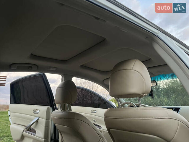 Ниссан Теана 2008 в Каменце-Подольском на Automoto.ua Белый Ниссан Теана, объемом двигателя 3.5 л и пробегом 190 тыс. км за 7999 $, фото 39 на Automoto.ua