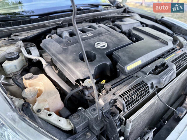 Белый Ниссан Теана, объемом двигателя 3.5 л и пробегом 225 тыс. км за 5650 $, фото 50 на Automoto.ua