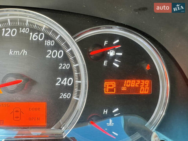 Білий Ніссан Теана, об'ємом двигуна 2.5 л та пробігом 108 тис. км за 9800 $, фото 14 на Automoto.ua