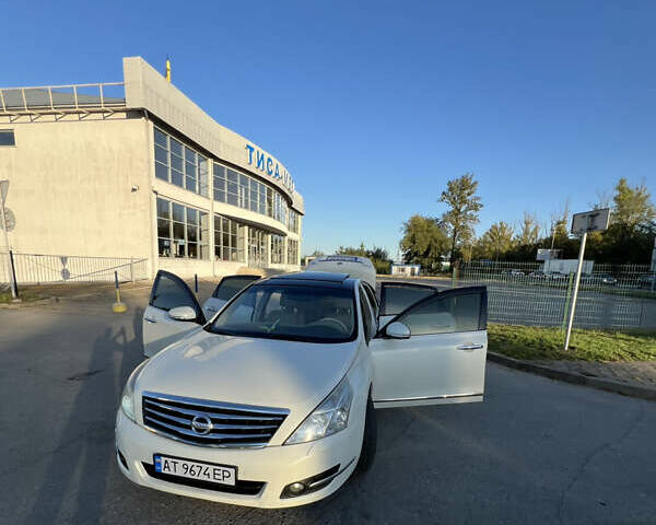 Ниссан Теана 2008 в Ивано-Франковске на Automoto.ua Белый Ниссан Теана, объемом двигателя 3.5 л и пробегом 220 тыс. км за 7300 $, фото 40 на Automoto.ua
