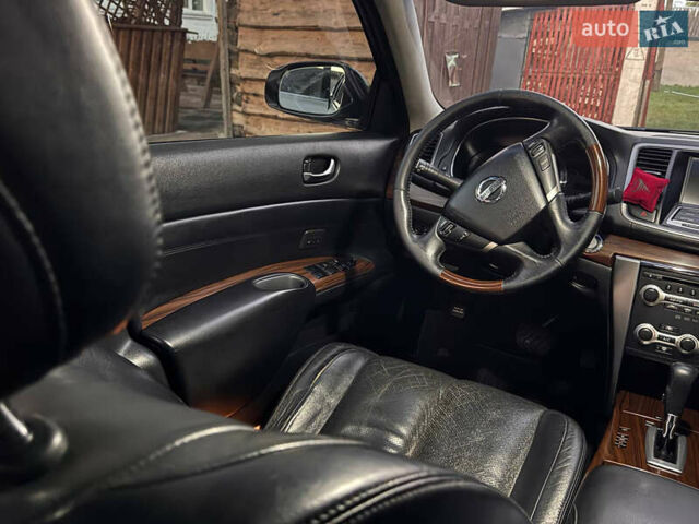 Білий Ніссан Теана, об'ємом двигуна 3.5 л та пробігом 272 тис. км за 8200 $, фото 9 на Automoto.ua