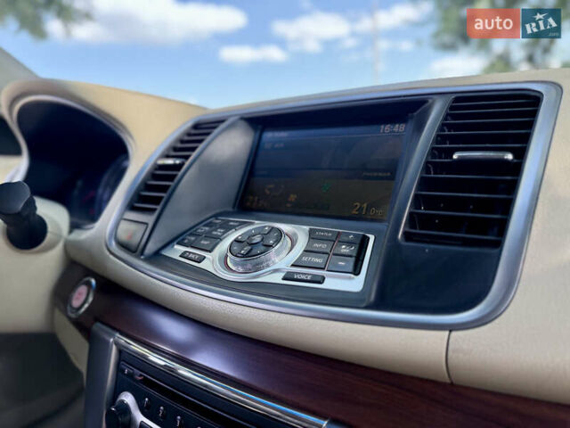 Белый Ниссан Теана, объемом двигателя 3.5 л и пробегом 225 тыс. км за 5650 $, фото 23 на Automoto.ua