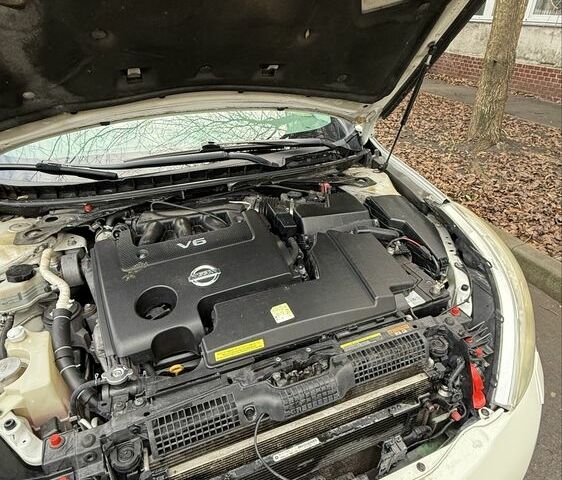 Білий Ніссан Теана, об'ємом двигуна 3.5 л та пробігом 210 тис. км за 7900 $, фото 16 на Automoto.ua