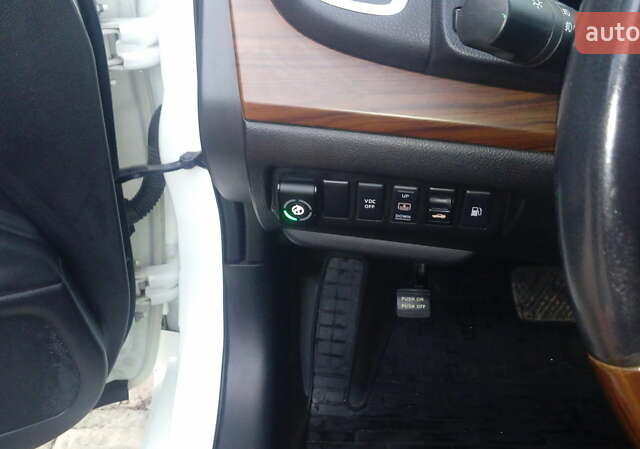 Белый Ниссан Теана, объемом двигателя 3.5 л и пробегом 112 тыс. км за 11200 $, фото 18 на Automoto.ua