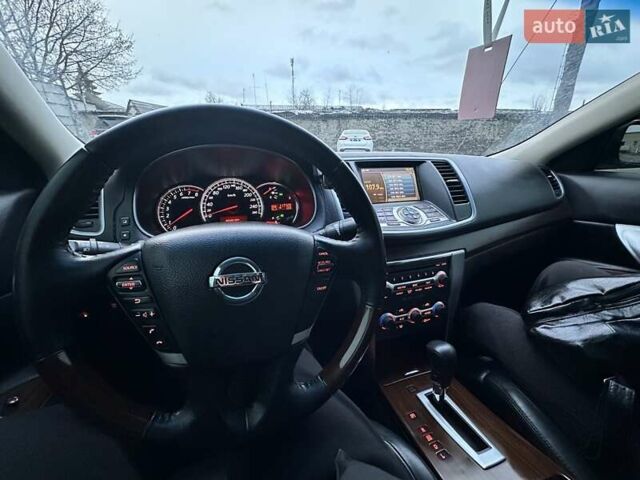 Белый Ниссан Теана, объемом двигателя 2.5 л и пробегом 150 тыс. км за 10000 $, фото 40 на Automoto.ua
