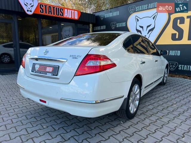 Ниссан Теана 2011 в Хмельницком на Automoto.ua Белый Ниссан Теана, объемом двигателя 2.5 л и пробегом 137 тыс. км за 9900 $, фото 8 на Automoto.ua