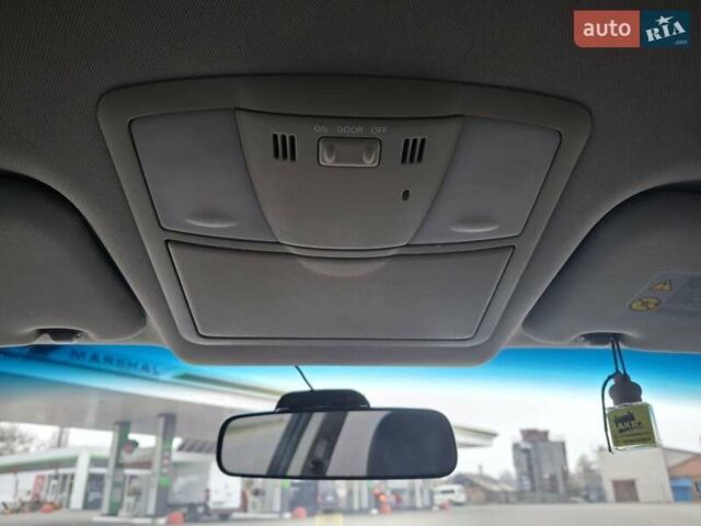 Білий Ніссан Теана, об'ємом двигуна 2.5 л та пробігом 185 тис. км за 8200 $, фото 9 на Automoto.ua