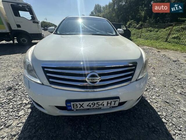 Белый Ниссан Теана, объемом двигателя 2.5 л и пробегом 150 тыс. км за 10000 $, фото 16 на Automoto.ua