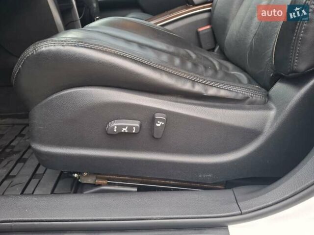 Білий Ніссан Теана, об'ємом двигуна 2.5 л та пробігом 185 тис. км за 8200 $, фото 14 на Automoto.ua