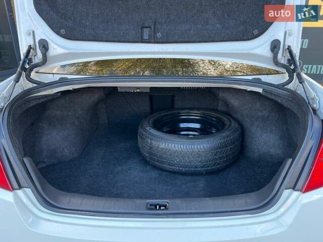 Ниссан Теана 2011 в Хмельницком на Automoto.ua Белый Ниссан Теана, объемом двигателя 2.5 л и пробегом 137 тыс. км за 9900 $, фото 9 на Automoto.ua