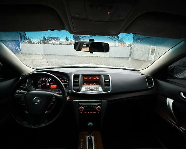 Белый Ниссан Теана, объемом двигателя 0 л и пробегом 178 тыс. км за 8500 $, фото 16 на Automoto.ua