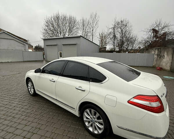 Белый Ниссан Теана, объемом двигателя 0 л и пробегом 178 тыс. км за 8500 $, фото 11 на Automoto.ua
