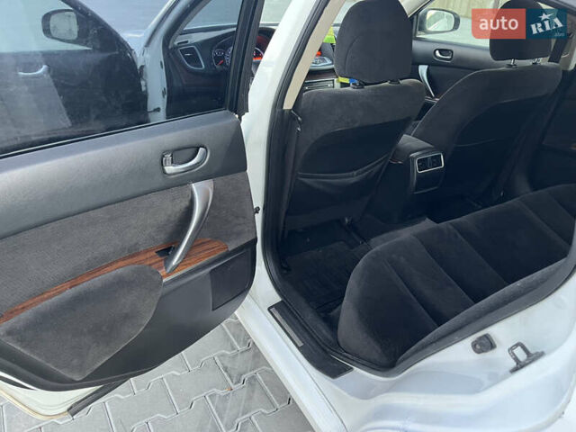 Білий Ніссан Теана, об'ємом двигуна 2.5 л та пробігом 259 тис. км за 6300 $, фото 9 на Automoto.ua