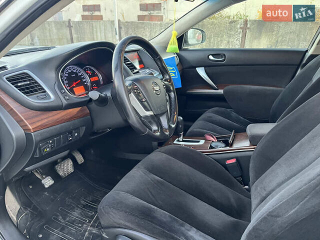 Білий Ніссан Теана, об'ємом двигуна 2.5 л та пробігом 259 тис. км за 6300 $, фото 13 на Automoto.ua