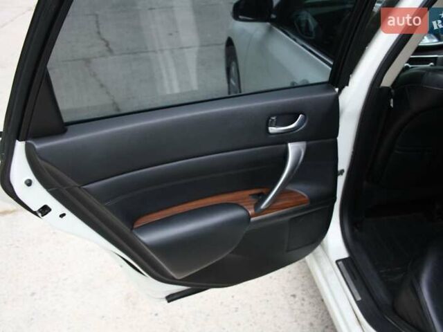 Белый Ниссан Теана, объемом двигателя 2.5 л и пробегом 198 тыс. км за 7999 $, фото 18 на Automoto.ua