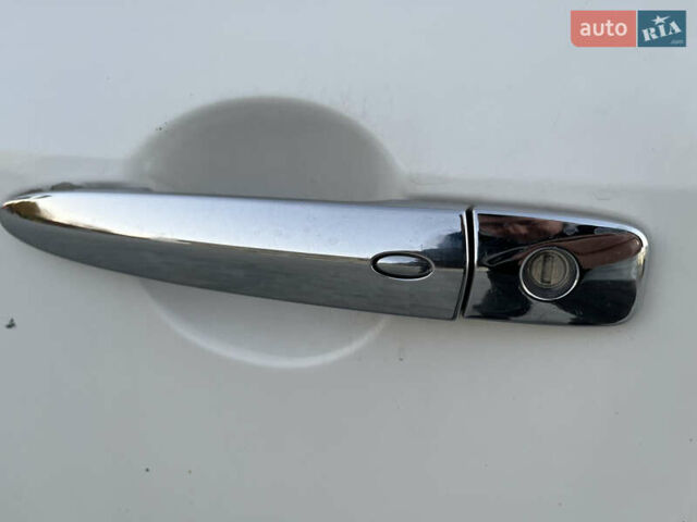 Белый Ниссан Теана, объемом двигателя 2.5 л и пробегом 260 тыс. км за 6000 $, фото 15 на Automoto.ua