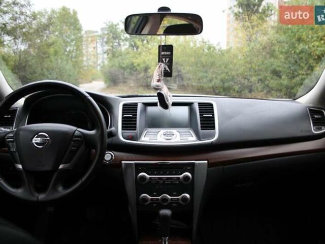 Белый Ниссан Теана, объемом двигателя 2.5 л и пробегом 198 тыс. км за 7999 $, фото 20 на Automoto.ua