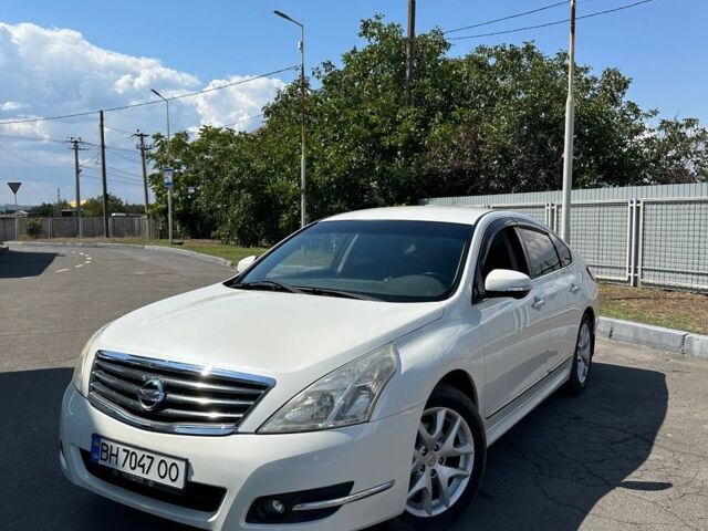 Белый Ниссан Теана, объемом двигателя 2.5 л и пробегом 0 тыс. км за 9700 $, фото 4 на Automoto.ua