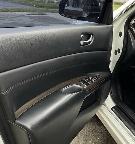 Белый Ниссан Теана, объемом двигателя 2.5 л и пробегом 239 тыс. км за 7700 $, фото 19 на Automoto.ua