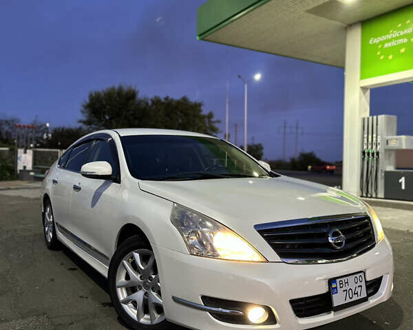 Ниссан Теана 2013 в Одессе на Automoto.ua Белый Ниссан Теана, объемом двигателя 2.5 л и пробегом 158 тыс. км за 8500 $, фото 8 на Automoto.ua