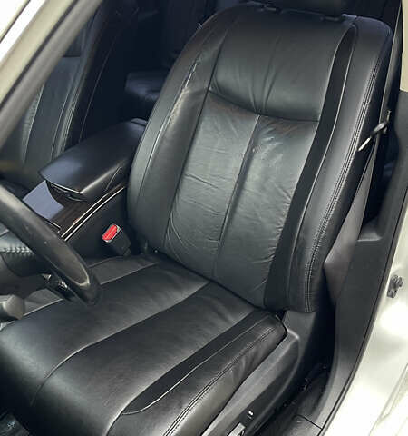 Белый Ниссан Теана, объемом двигателя 2.5 л и пробегом 239 тыс. км за 7700 $, фото 17 на Automoto.ua