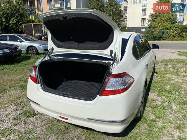Белый Ниссан Теана, объемом двигателя 2.5 л и пробегом 244 тыс. км за 11300 $, фото 15 на Automoto.ua