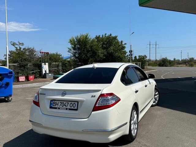 Белый Ниссан Теана, объемом двигателя 2.5 л и пробегом 0 тыс. км за 9700 $, фото 2 на Automoto.ua