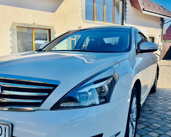 Белый Ниссан Теана, объемом двигателя 2.5 л и пробегом 116 тыс. км за 12700 $, фото 1 на Automoto.ua