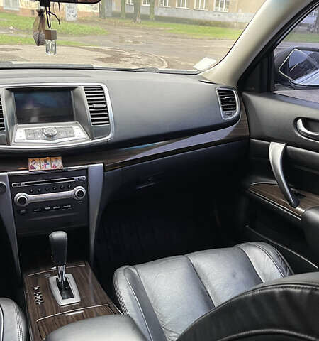 Белый Ниссан Теана, объемом двигателя 2.5 л и пробегом 239 тыс. км за 7700 $, фото 15 на Automoto.ua