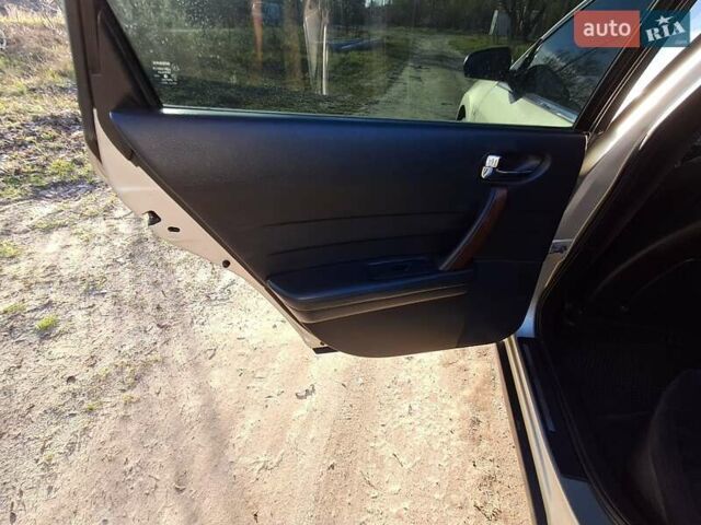 Бежевый Ниссан Теана, объемом двигателя 2 л и пробегом 295 тыс. км за 4500 $, фото 10 на Automoto.ua