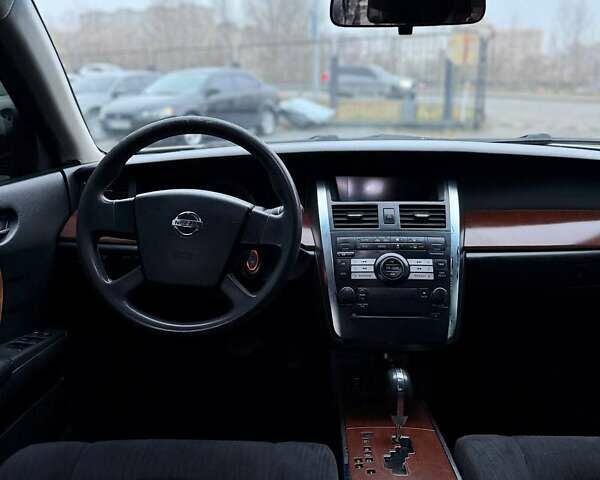 Бежевий Ніссан Теана, об'ємом двигуна 2 л та пробігом 304 тис. км за 4350 $, фото 7 на Automoto.ua