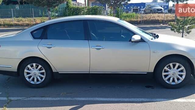 Бежевый Ниссан Теана, объемом двигателя 2.35 л и пробегом 298 тыс. км за 4900 $, фото 8 на Automoto.ua