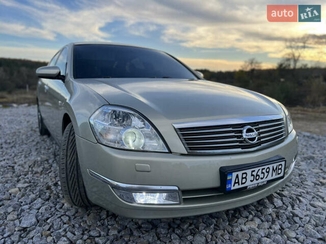 Бежевый Ниссан Теана, объемом двигателя 3.5 л и пробегом 359 тыс. км за 5800 $, фото 6 на Automoto.ua